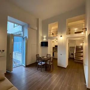 Silvi's House Naples