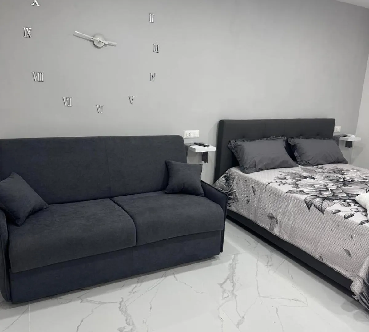 Vinny'S House Neapol Apartmán